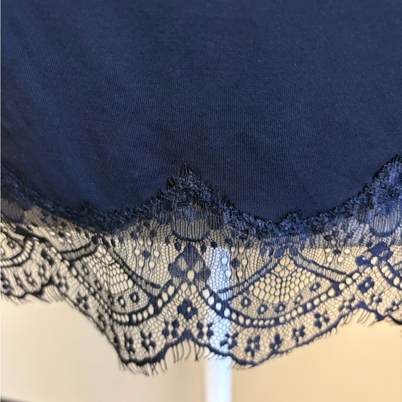 Banana Republic Blue Blouse Lace trimmed 3/4 sleeve off the shoulder Top Small - Picture 3 of 9